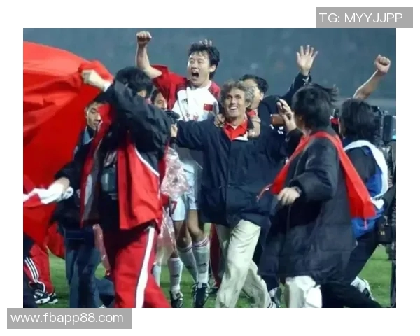 长友佑都社交媒体庆祝战胜巴西队这一历史性时刻将铭刻在足球史册中