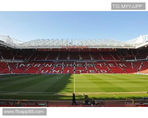 曼联季票遭黄牛倒卖15球迷频购虚假座位引发关注