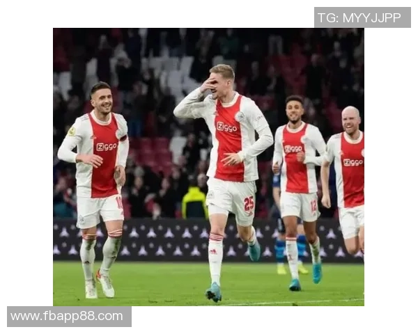 欧冠小组赛焦点对决本菲卡与阿贾克斯谁能打破0分尴尬局面 欧冠小组赛焦点对决本菲卡与阿贾克斯谁能打破0分尴尬局面