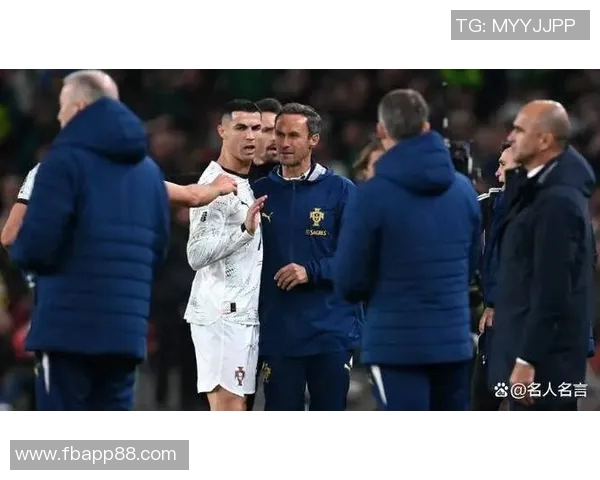 C罗生涯红牌回顾:从U17首红到各大俱乐部与国家队的精彩瞬间 C罗生涯红牌回顾:从U17首红到各大俱乐部与国家队的精彩瞬间