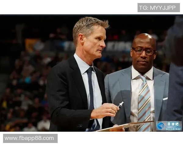 科尔分享负荷管理经验强调赛前准备12人掌控比赛节奏的重要性